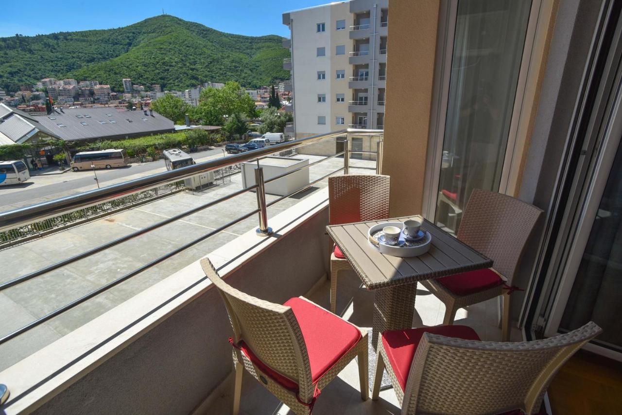 Azure Apartments Budua Esterno foto