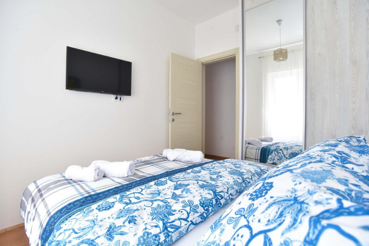 Azure Apartments Budua Esterno foto