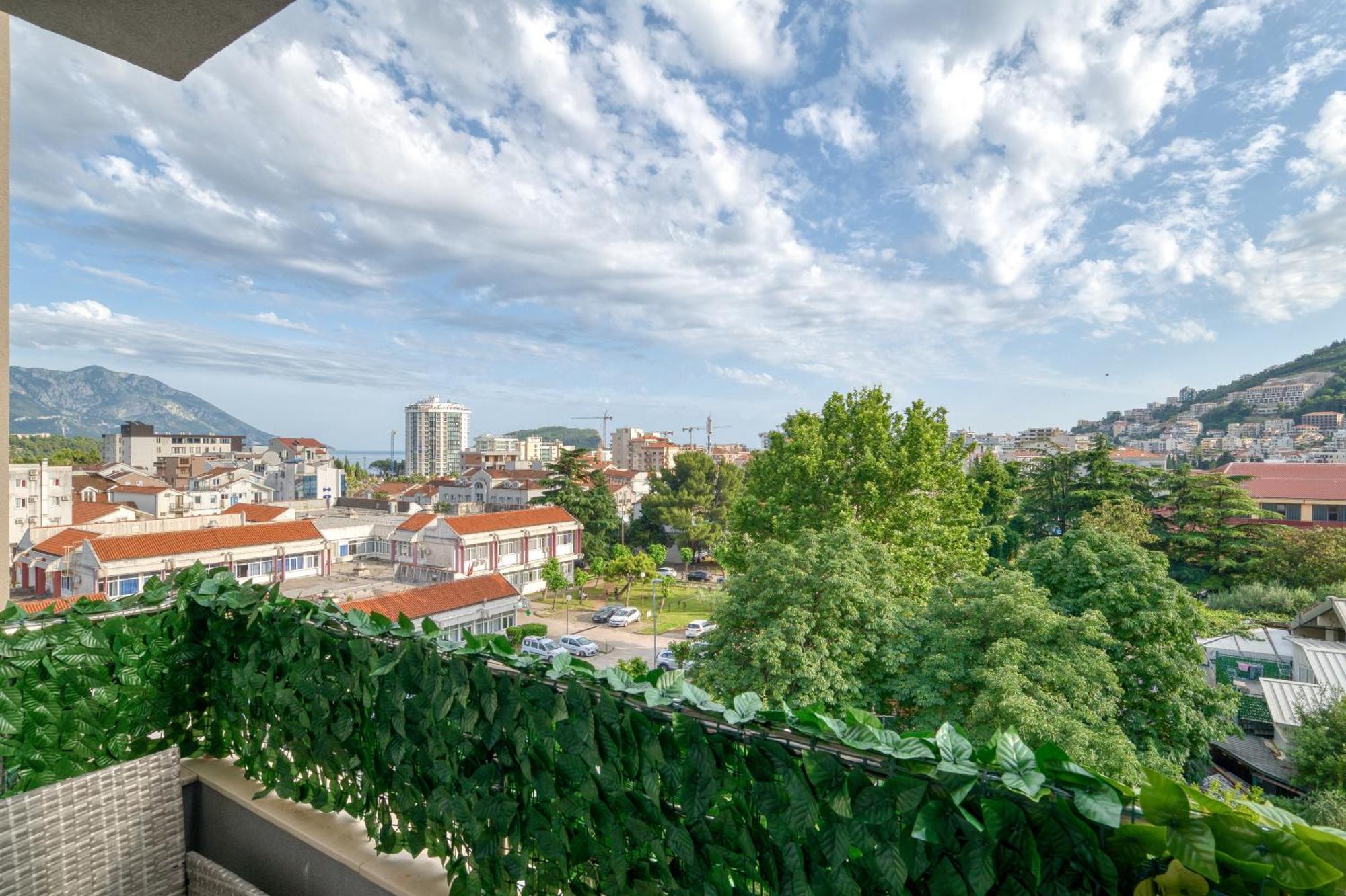 Azure Apartments Budua Esterno foto