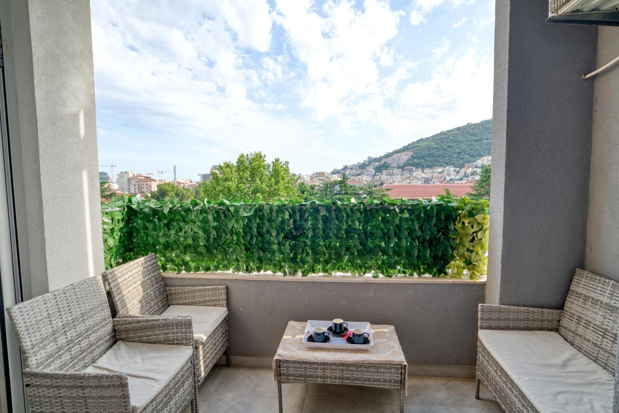 Azure Apartments Budua Esterno foto